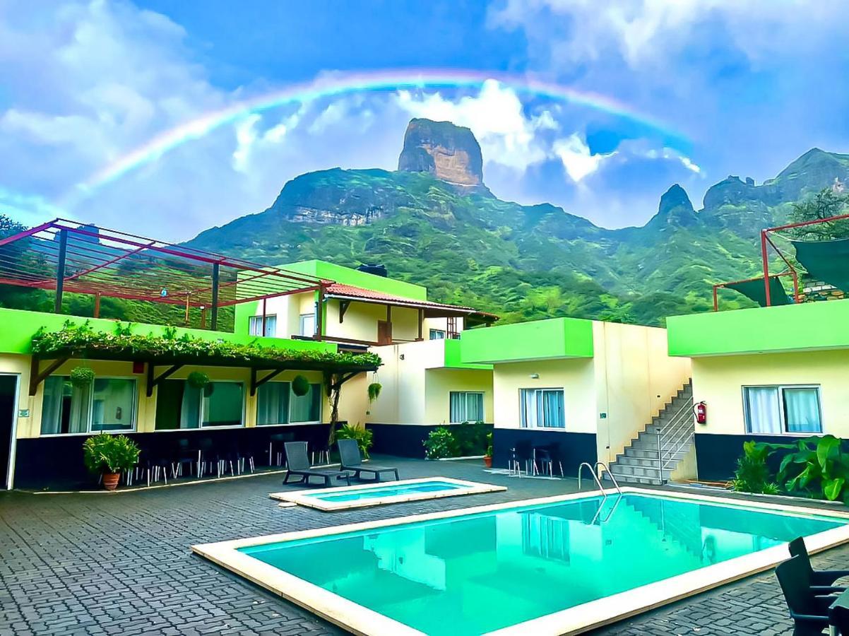 Hotel Sao Jorge Village Orgaos Kültér fotó